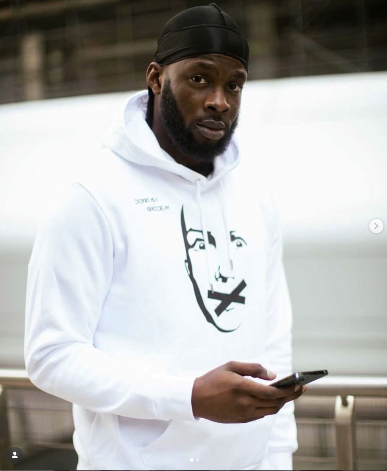 Donttalkshodem — Large face illustration on a white hoodie